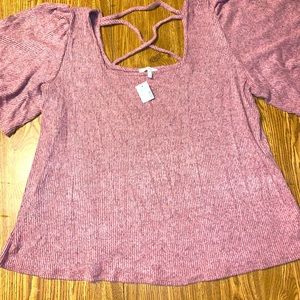 Short sleeve sweater